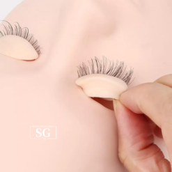 Alternative view of Training Mannequin Heads With Lash