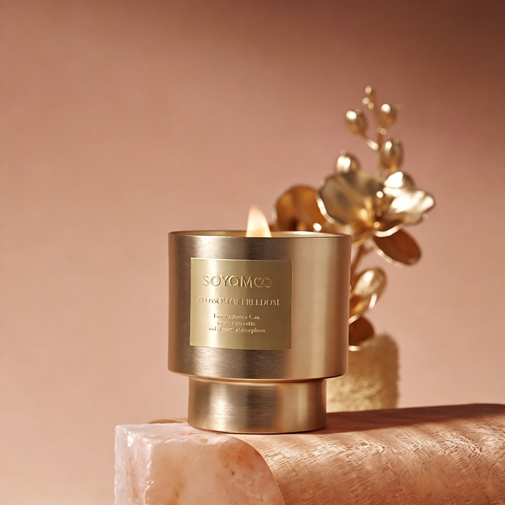 Gold Luxury Candle - Image 3